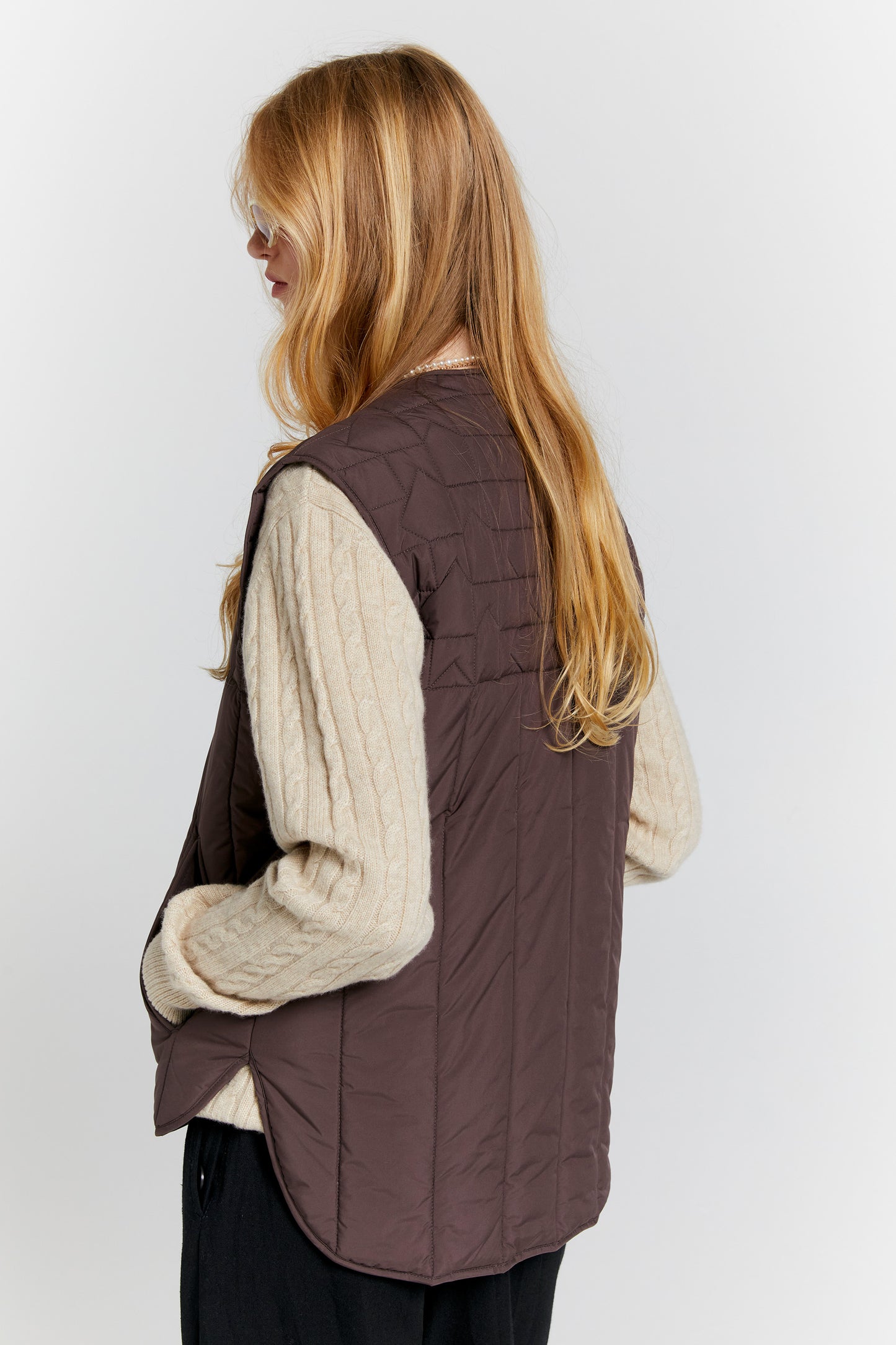 Quilted Voyager Vest Mahogany