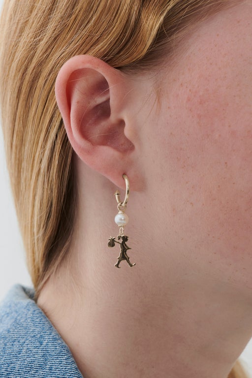 Girl with a Pearl Earrings Gold