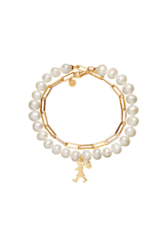 Girl with all the Pearls and Chain Bracelet Gold