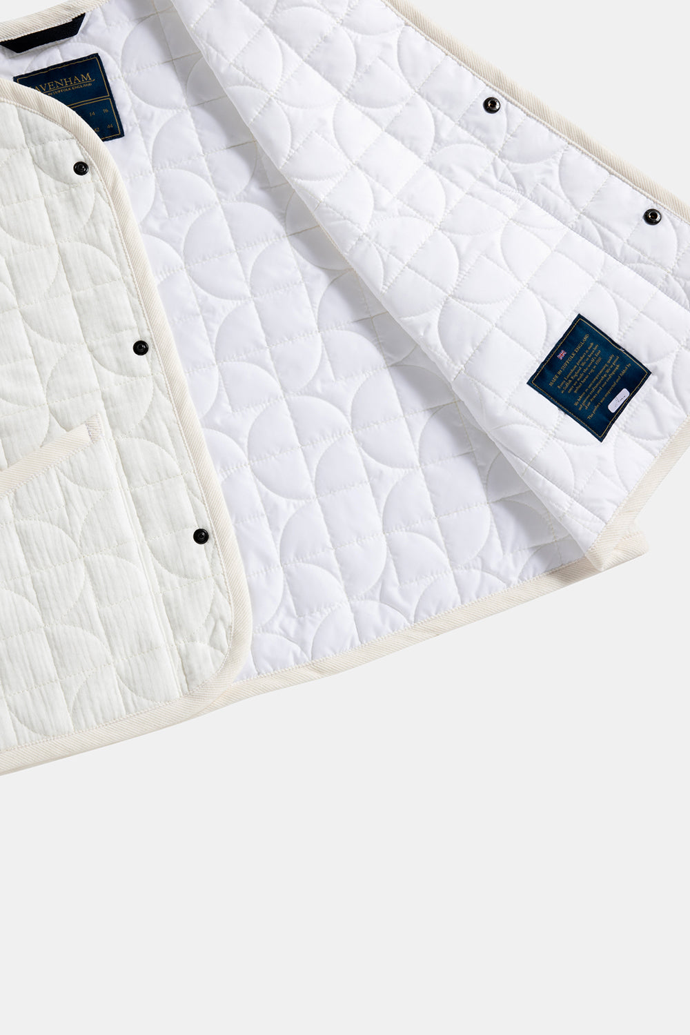 Gauze Leaf Quilt Cropped Thornham White