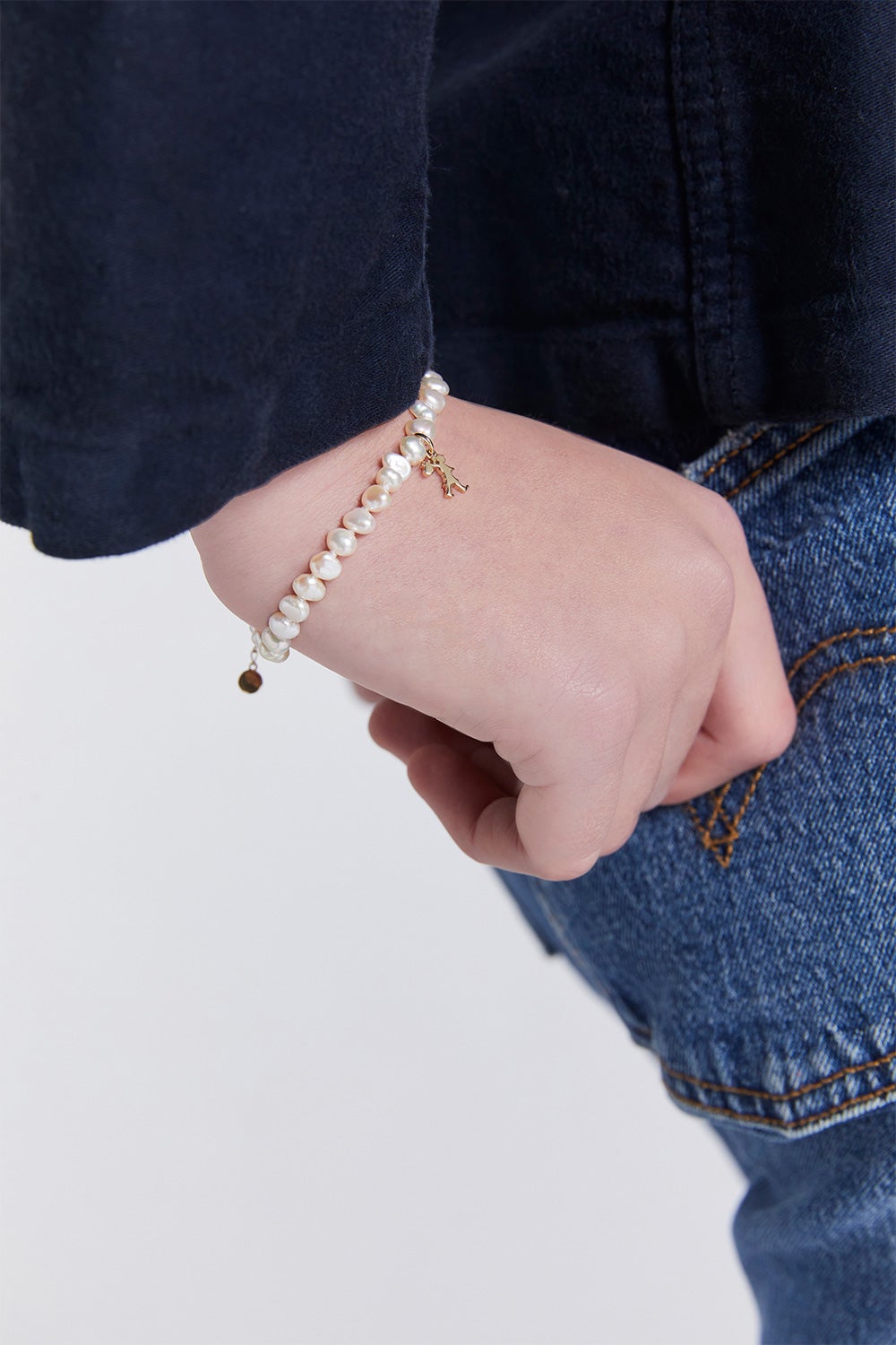 Mini Girl with Pearls Bracelet Gold