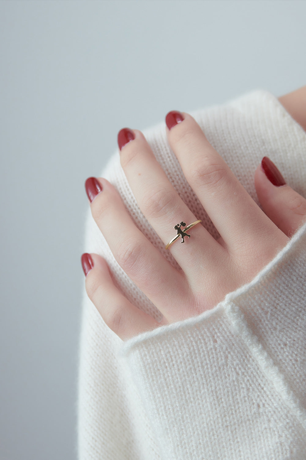 Mini Runaway Girl Ring Gold