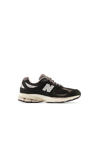 New Balance 2002 Black/Castle Rock