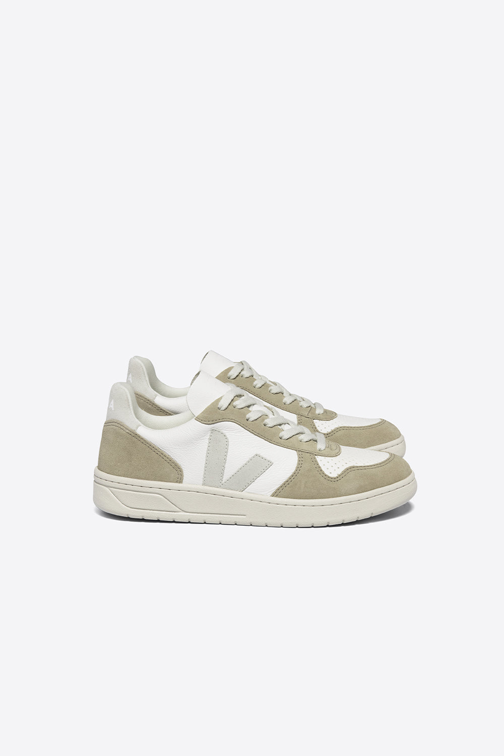 Veja V-10 Extra White/Natural/Sahara