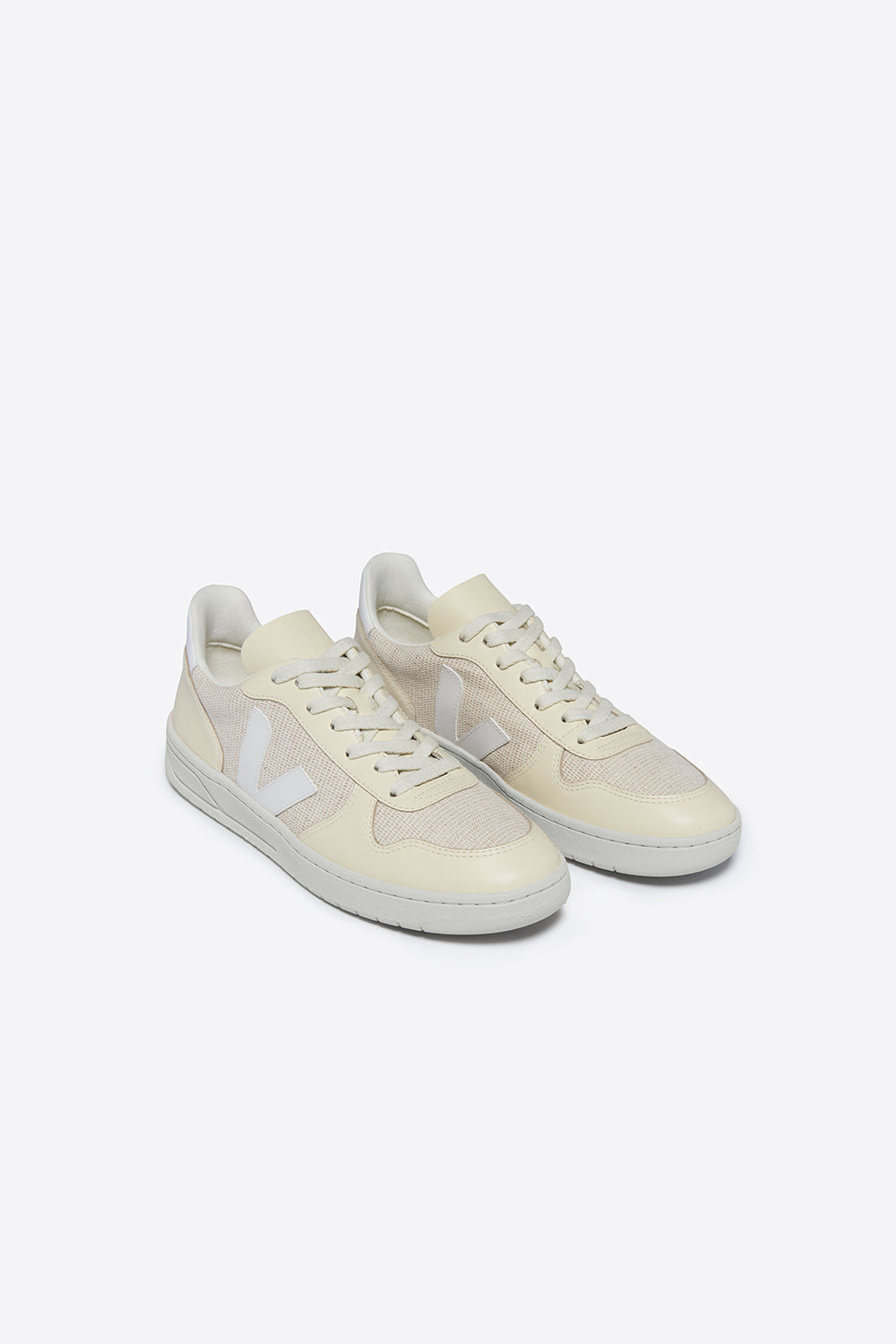 Veja V-10 Jute/White Multico