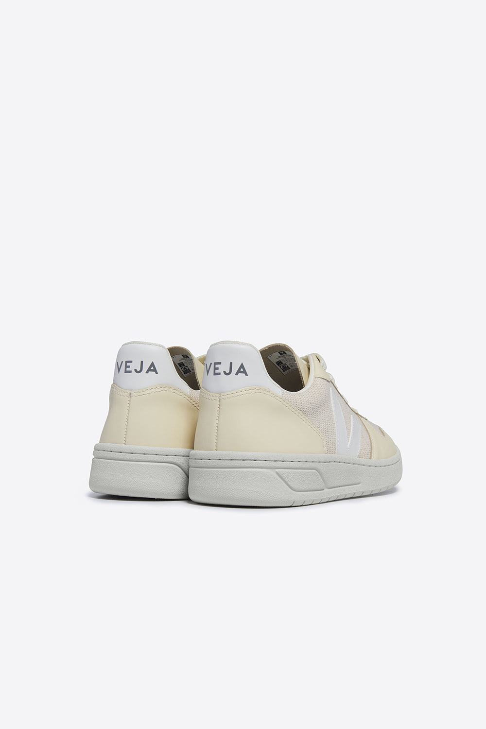 Veja V-10 Jute/White Multico