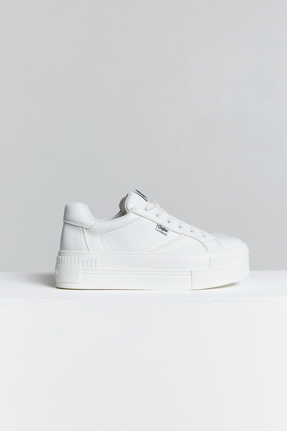 Buffalo Paired Laceup Lo White | Karen Walker