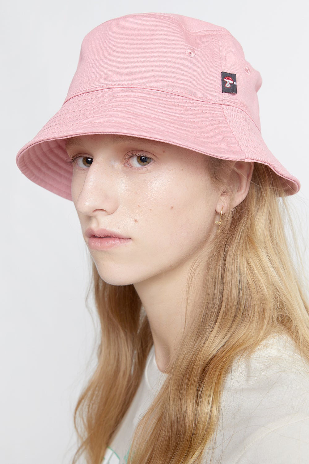 levi's pink hat