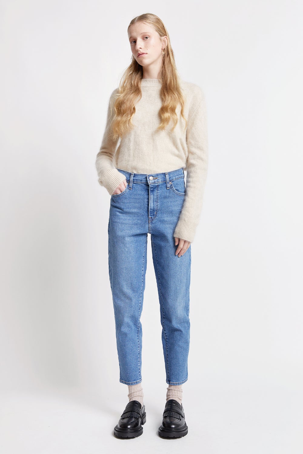 levis high rise mom jeans