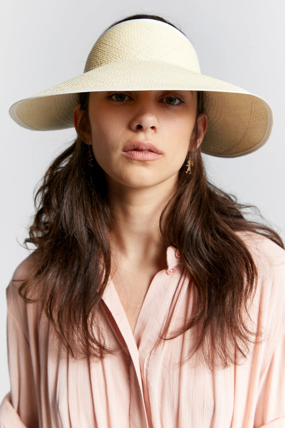 Sensi Studio Long Brim Visera Hat | Karen Walker