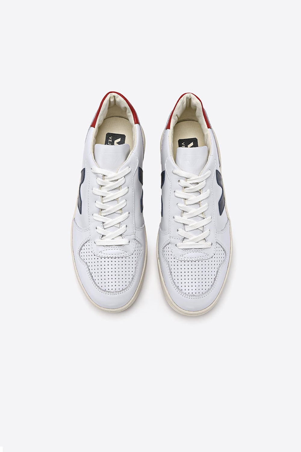 Veja v10 extra white clearance nautico pekin