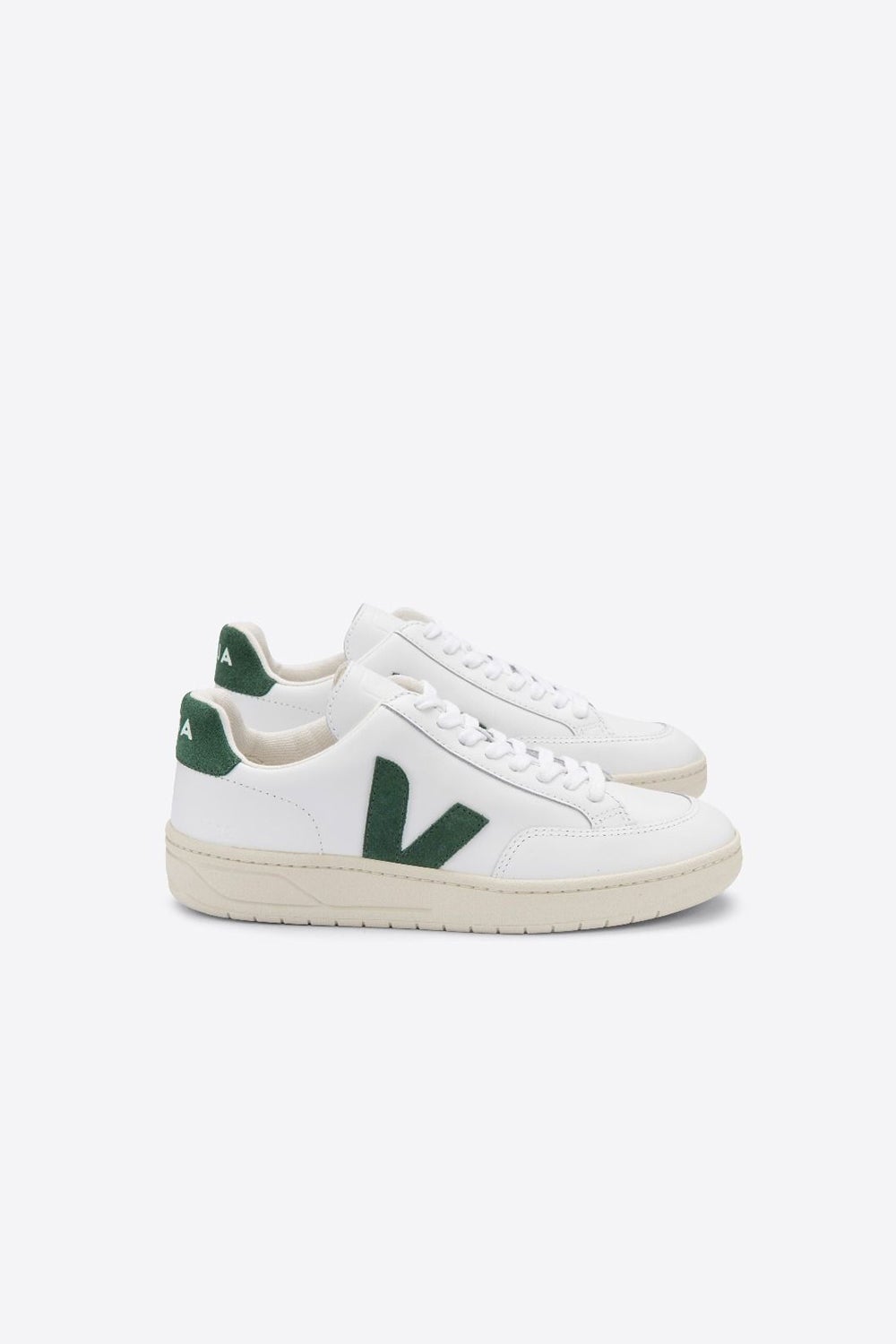 Veja on sale v12 orange